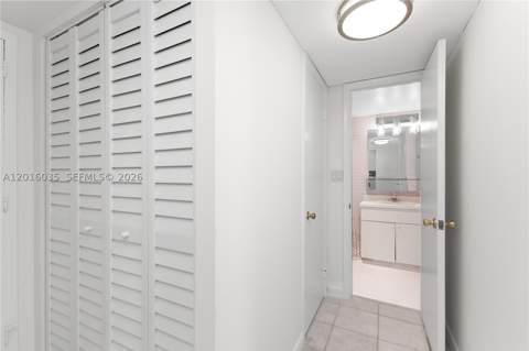 345 Ocean Dr 424, Miami Beach FL - photo 18 of 31