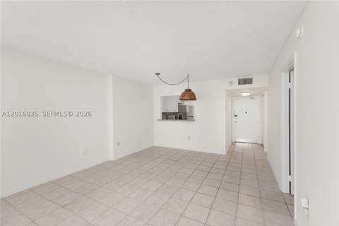 345 Ocean Dr 424, Miami Beach FL - photo 8 of 31