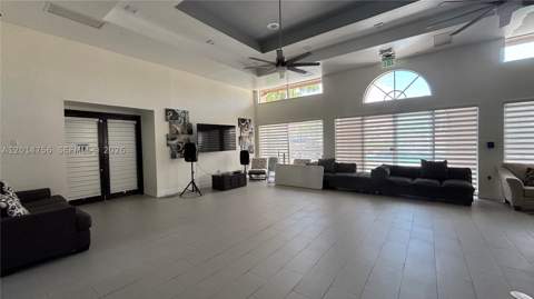 10420 SW 158th Ct 105, Miami FL - photo 16 of 43