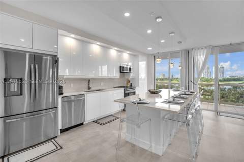 20191 E Country Club Dr 601, Aventura FL - photo 8 of 39