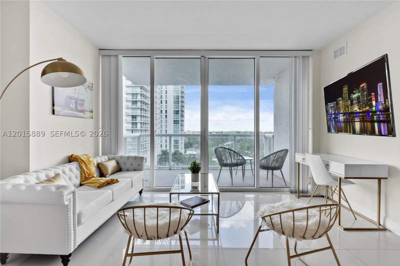 2 bedroom Condominium at 1861 NW S River Dr 1003, Terrazas Riverpark Villag, Miami — photo 4