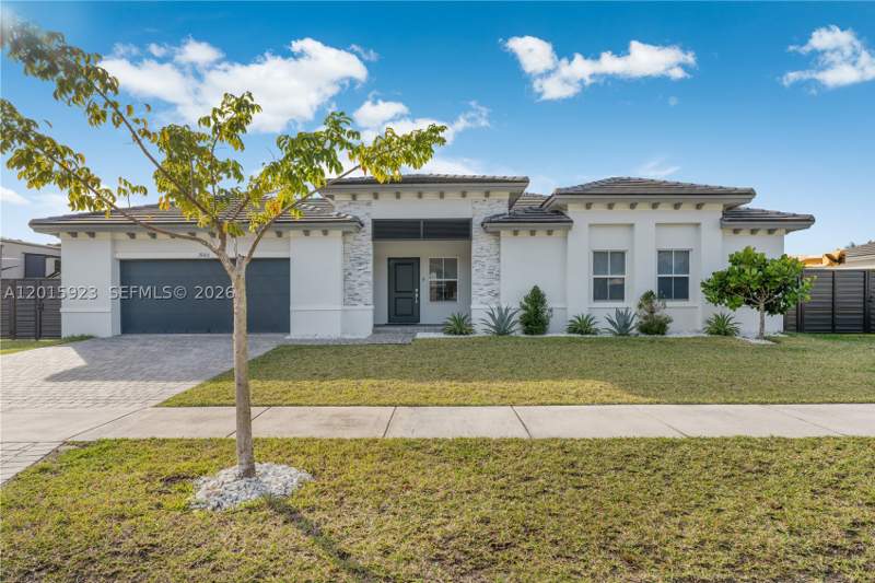 3 bedroom SingleFamilyResidence at 19100 SW 132nd Pl, Valencia Acres, Miami — photo 3