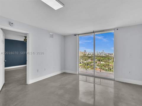 816 NW 11th St 1208, Miami FL - photo 11 of 43