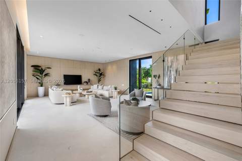 4550 N Jefferson Ave, Miami Beach FL - photo 18 of 93