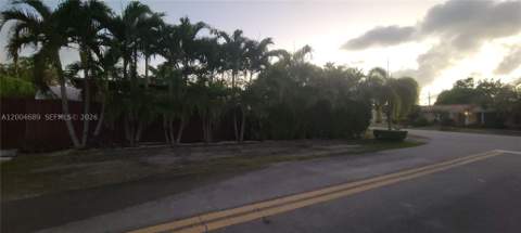 6021 SW 62nd Pl, South Miami FL - photo 7 of 61
