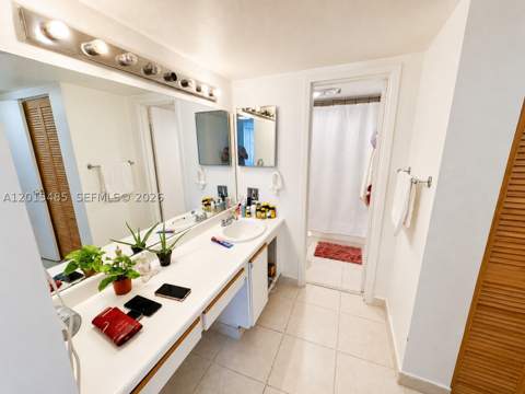 3375 N Country Club Dr 407, Aventura FL - photo 7 of 14
