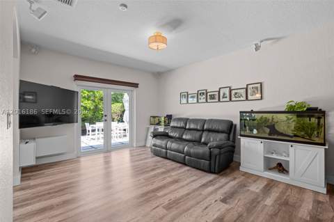 16238 NW 91st Ave, Miami Lakes FL - photo 14 of 52