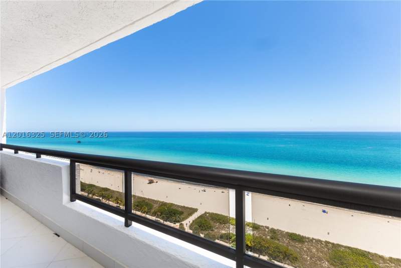 1 bedroom Condominium at 2555 Collins Ave 2205, Club Atlantis Condo, Miami Beach — photo 2