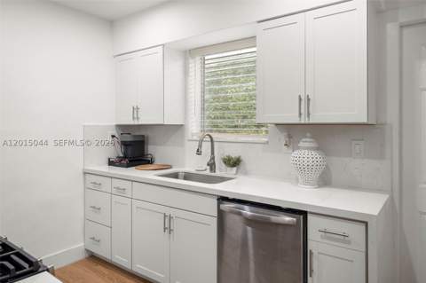 1125 99th St 9, Bay Harbor Islands FL - photo 8 of 27