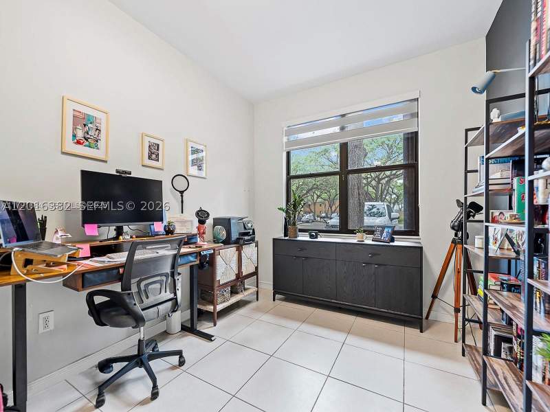 3 bedroom Condominium at 15533 N Miami Lakeway N 101-19, Celebration Point Condo #, Miami Lakes — photo 3
