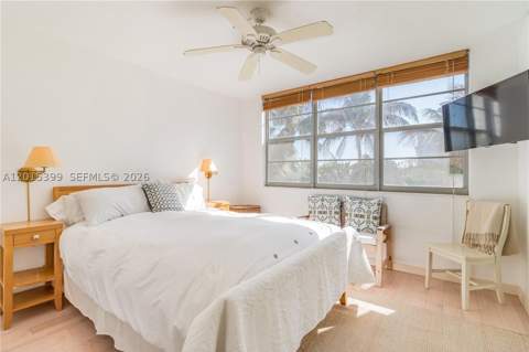 301 Ocean Dr 306, Miami Beach FL - photo 12 of 14