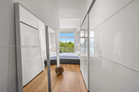 2001 Meridian Ave 404, Miami Beach FL - photo 11 of 39