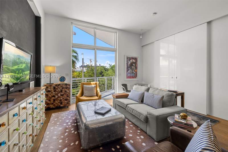 2 bedroom Condominium at 2001 Meridian Ave 404, The Meridian Condo, Miami Beach — photo 2
