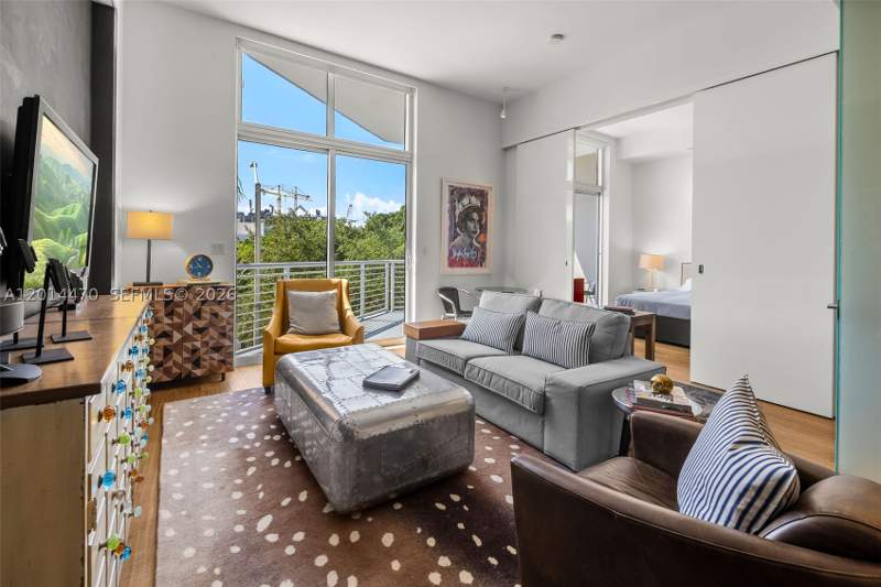 2 bedroom Condominium at 2001 Meridian Ave 404, The Meridian Condo, Miami Beach — photo 3