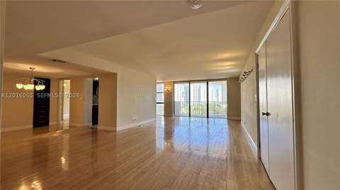 18181 NE 31st Ct 1408, Aventura FL - photo 10 of 56