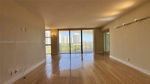 18181 NE 31st Ct 1408, Aventura FL - photo 14 of 56