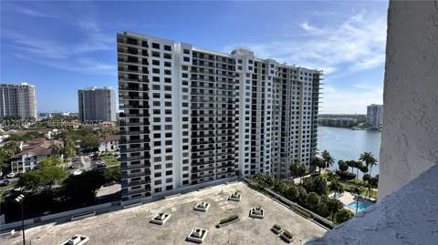 18181 NE 31st Ct 1408, Aventura FL - photo 7 of 56