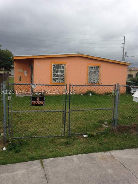 640 SW 7th St, Homestead FL - photo 6 of 8