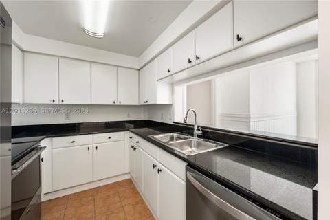 2475 Brickell Ave 2206, Miami FL - photo 10 of 60