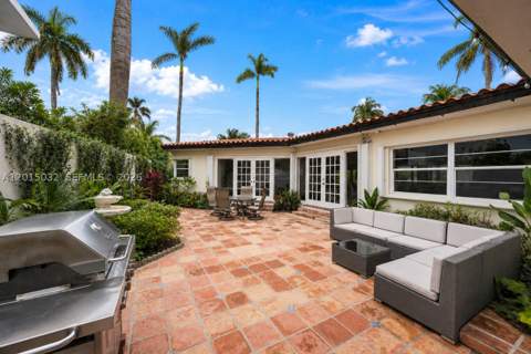 363 S Hibiscus Dr, Miami Beach FL - photo 13 of 25