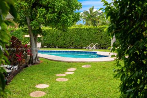 363 S Hibiscus Dr, Miami Beach FL - photo 17 of 25