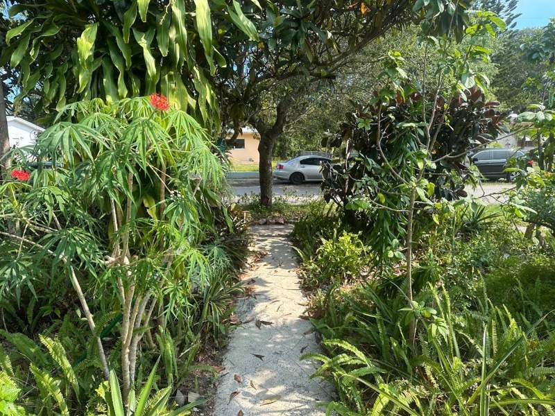 3 bedroom SingleFamilyResidence at 1631 NE 157th Terrace, Hillside, North Miami Beach — photo 2