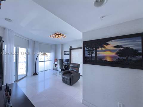 17111 Biscayne Blvd 1705, North Miami Beach FL - photo 23 of 54