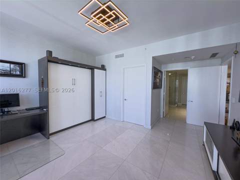 17111 Biscayne Blvd 1705, North Miami Beach FL - photo 24 of 54