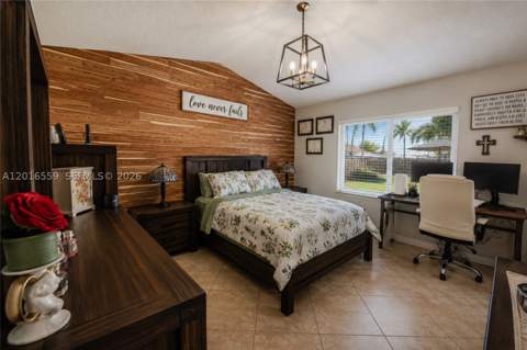 17601 SW 138th Ct, Miami FL - photo 11 of 21