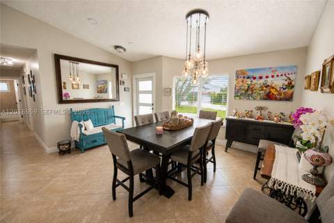 17601 SW 138th Ct, Miami FL - photo 6 of 21