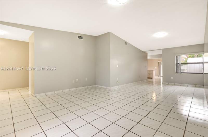 3 bedroom Townhouse at 1620 SW 124th Pl 1, 2nd Amend To Half Moon Vi, Miami — photo 4