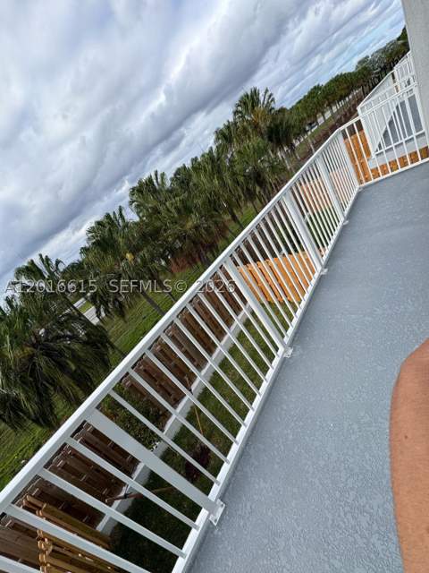 663 SE 13th St Cir, Homestead FL - photo 9 of 19