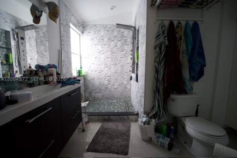 14512 SW 139th Ave Cir W, Miami FL - photo 13 of 31