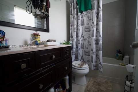 14512 SW 139th Ave Cir W, Miami FL - photo 15 of 31