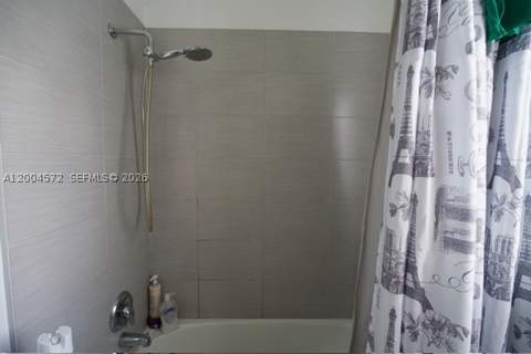 14512 SW 139th Ave Cir W, Miami FL - photo 21 of 31