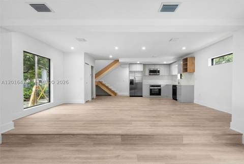 4746 NW 10th Ave, Miami FL - photo 12 of 40
