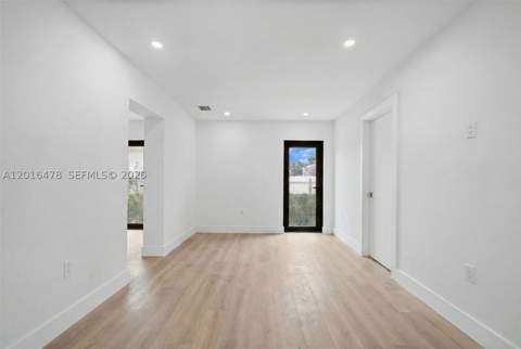 4746 NW 10th Ave, Miami FL - photo 18 of 40