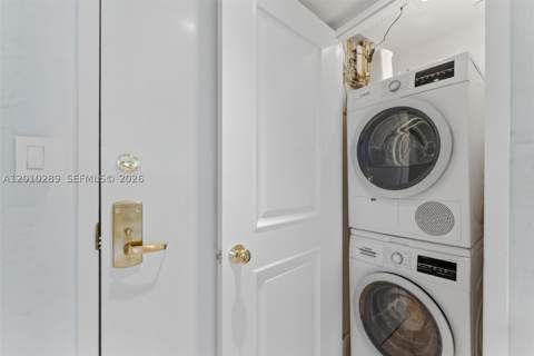 5225 Collins Ave 1519, Miami Beach FL - photo 7 of 27