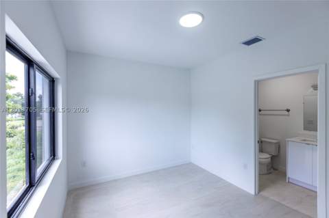 2969 NW 59 St, Miami FL - photo 8 of 13