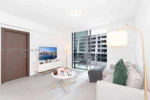 1000 Brickell Plz 2603, Miami FL - photo 9 of 33