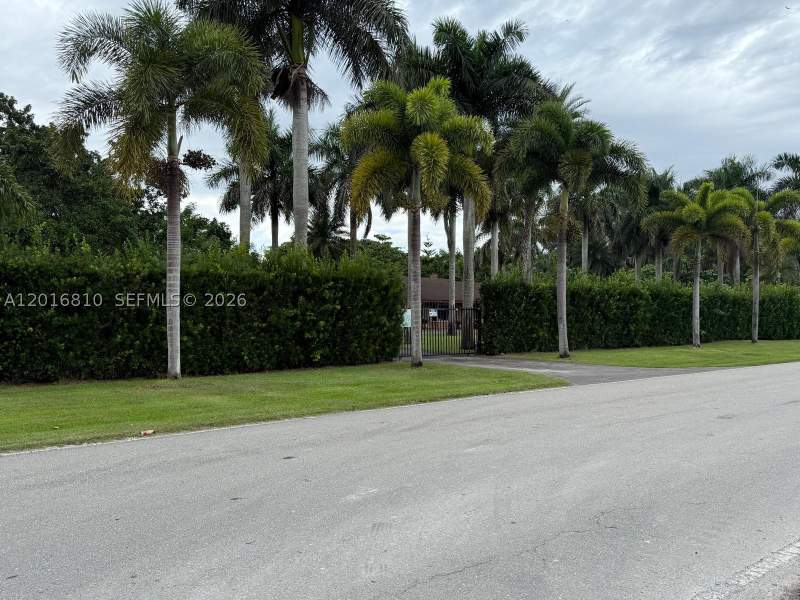 3 bedroom SingleFamilyResidence at 25945 SW 197th Ave, Redland, Homestead — photo 2