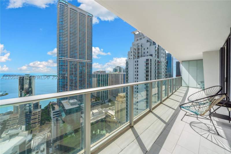 2 bedroom Condominium at 1010 Brickell Ave 3904, 1010 Brickell Condo, Miami — photo 2