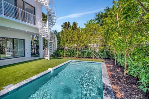 1223 SW 12th Ct 1223, Miami FL - photo 23 of 27