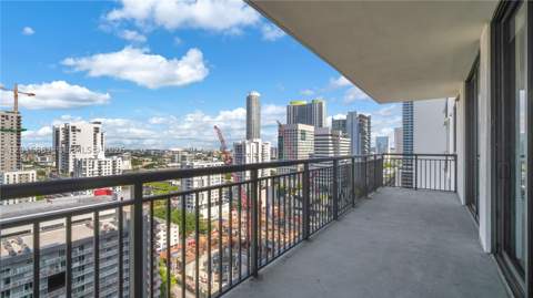 999 SW 1st Ave 2009, Miami FL - photo 21 of 28