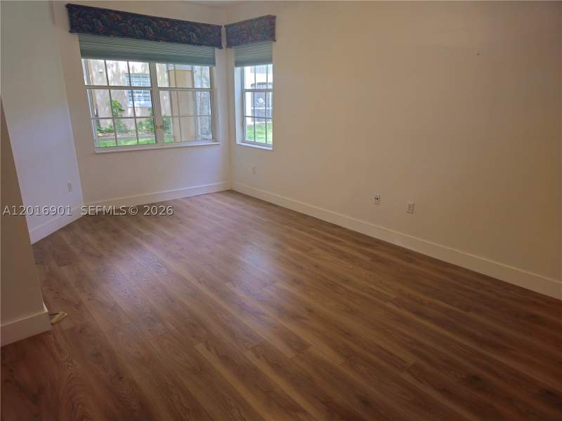 3 bedroom Condominium at 14715 Balgowan Rd 104-9, Regatta Pointe Condo No S, Miami Lakes — photo 4