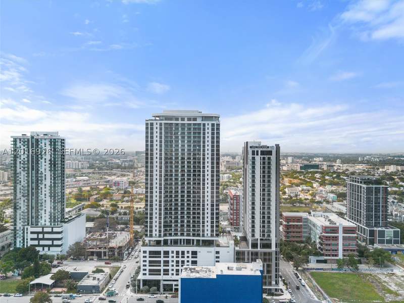 1 bedroom Condominium at 1600 NE 1st Ave 3614, CANVAS CONDO, Miami — photo 1