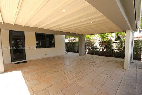 8925 NW 99th Ave, Doral FL - photo 10 of 50