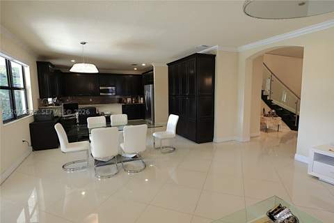 8925 NW 99th Ave, Doral FL - photo 18 of 50