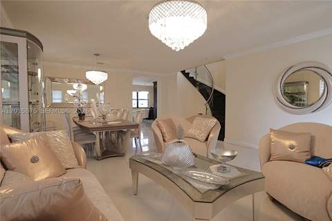 8925 NW 99th Ave, Doral FL - photo 21 of 50