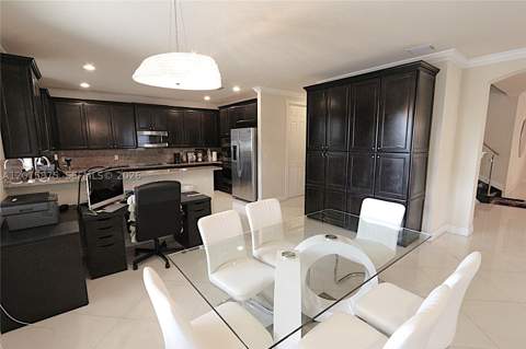8925 NW 99th Ave, Doral FL - photo 23 of 50